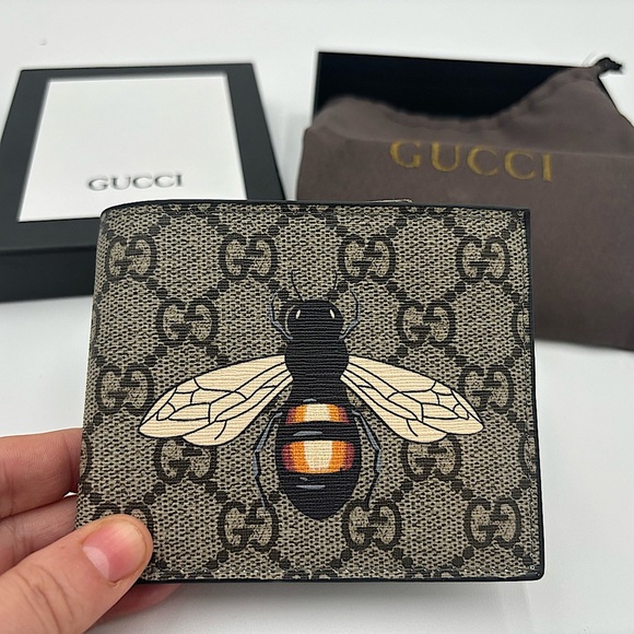 Gucci Handbags - *SOLD*  GUCCI Bifold Bee Print Canvas Leather Wallet, #451368